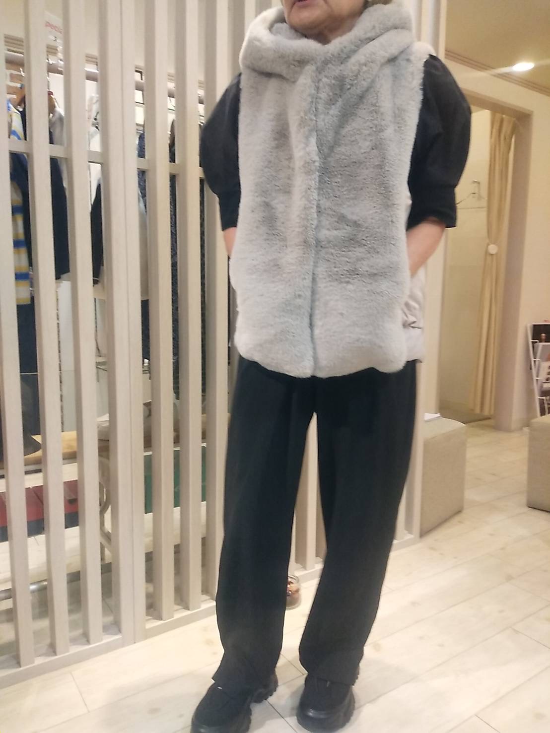 BLOG更新しました『エコファーショートベスト』