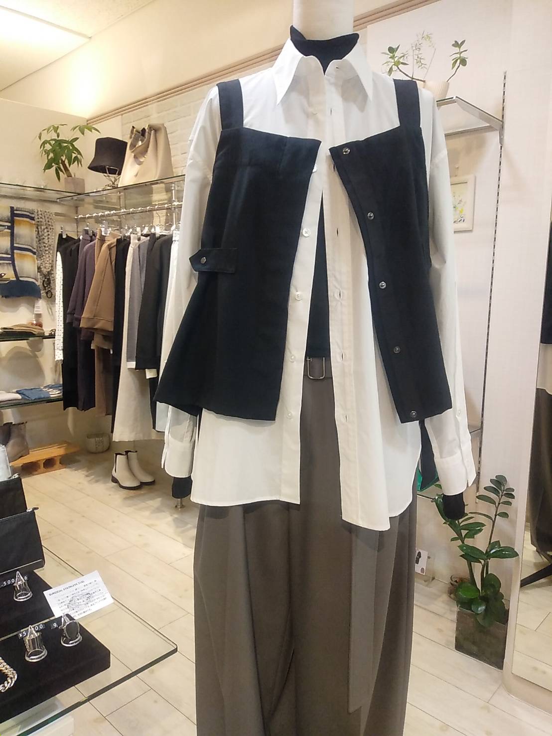 BLOG更新しました『白シャツを着て』