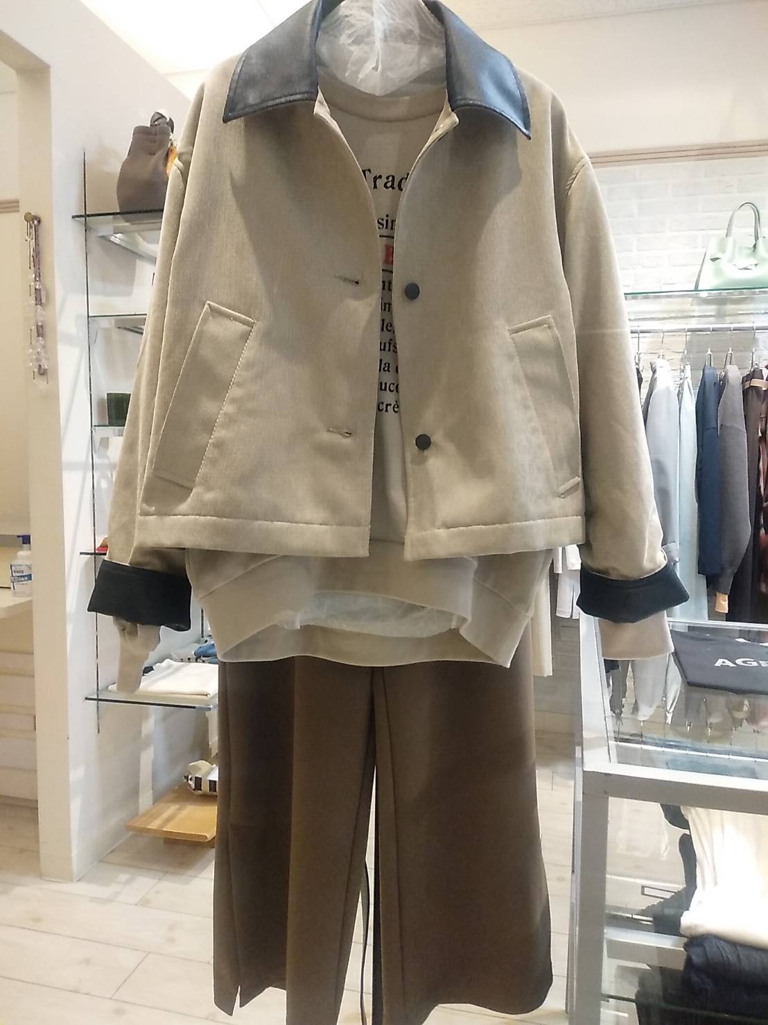 BLOG更新しました『寒くなり、羽織りが』